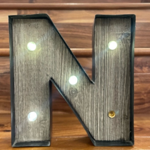 Studio Decor Light Up Metal Letter “N” Sign Gray Free Standing Wall Hanging. - Picture 1 of 13